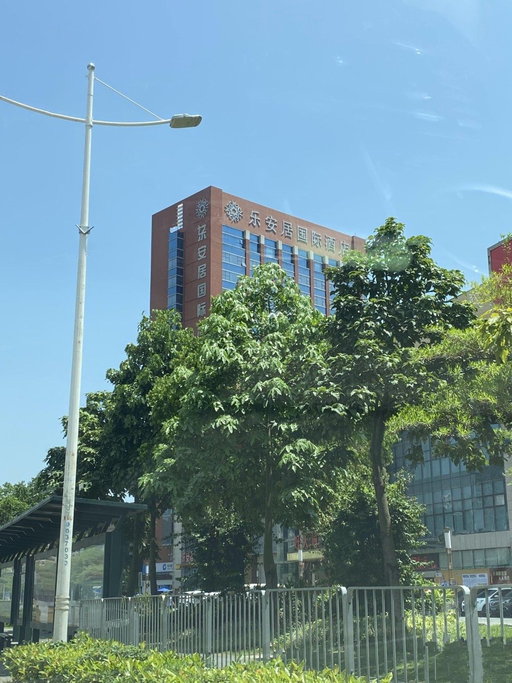 佳华沙湖广场